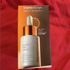 Dermalogica Biolumin-C Night Restore Serum in Red and Orange